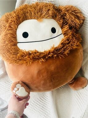 20” Benny the Brown Bigfoot Squishmallows